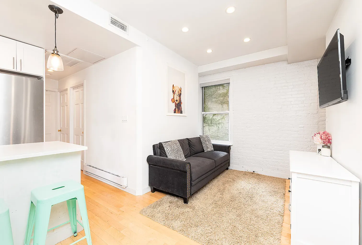 228 East 22nd Street — Photo 2