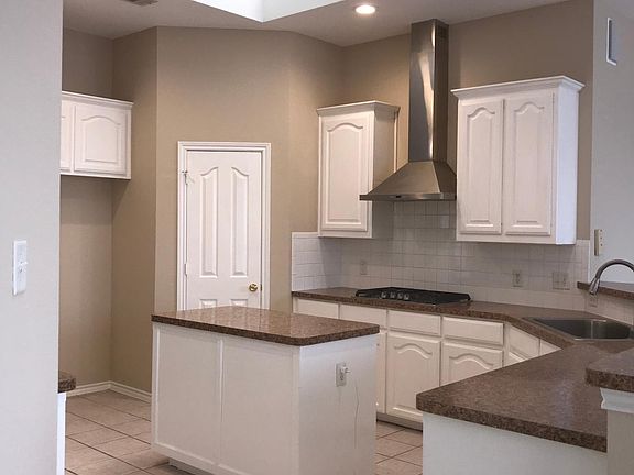 3rd image of 4748 Eagle Trace Dr