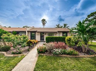 9872 88th St, Seminole, FL 33777