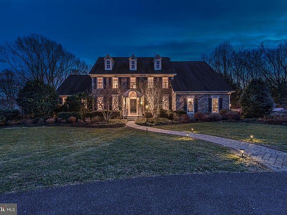 4th image of 9136 Goshen Park Pl