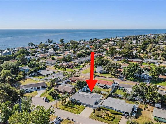 3rd image of 3920 WAHOO DRIVE SE