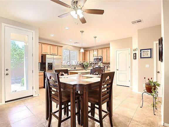3rd image of 10419 Poplar Park Ave