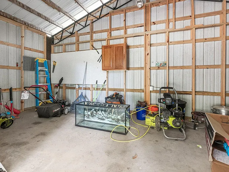 5246 Sewell Rd — Photo 19