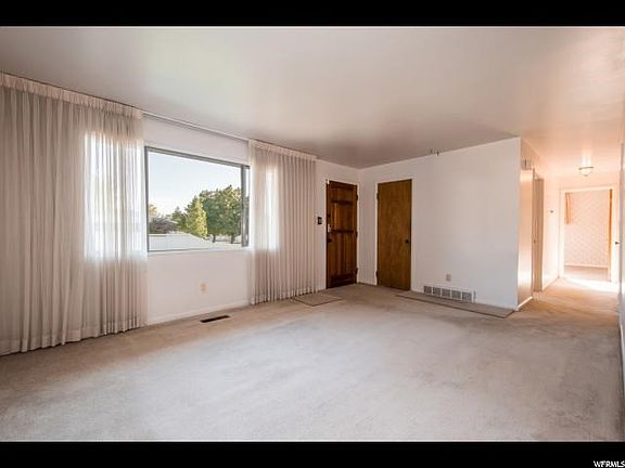 4th image of 2611 E Gregson Ave