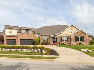 5065 E Hedgerow Dr, Springfield, MO 65802