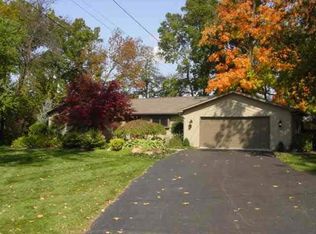 2388 W Wildwood Trl, Warsaw, IN 46580