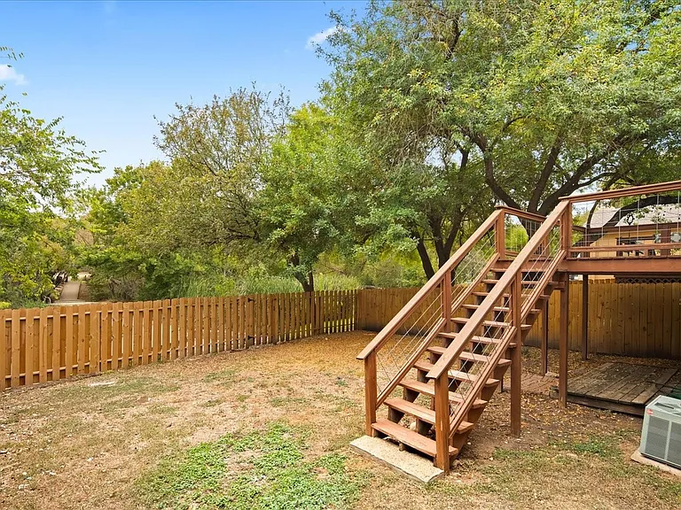 220 Sailmaster St #A — Photo 23