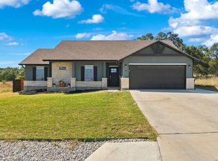 118 PETER KLEID LOOP, Blanco, TX 78606