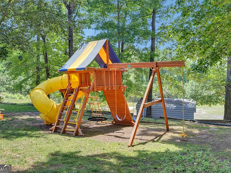 3442 Skyland Dr — Photo 5