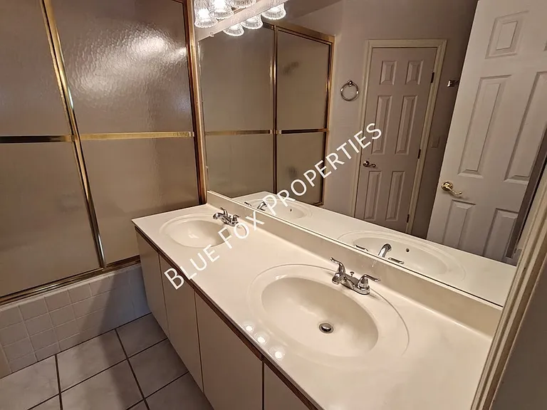 131 E Horizon Cir — Photo 34