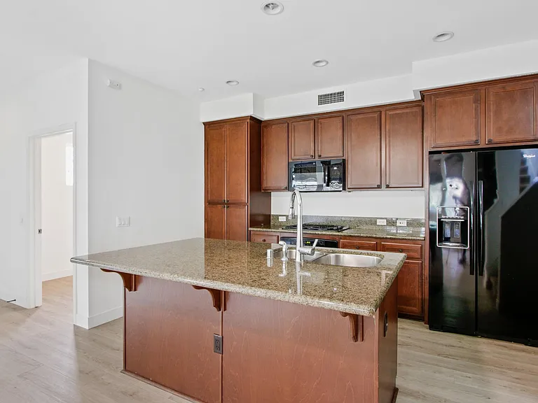 46 Playa Cir #J — Photo 7