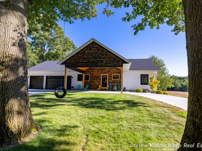 12640 Bucs Dr, Grand Haven, MI, 49417