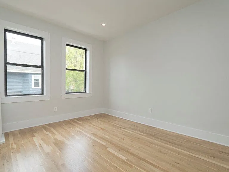 4, 8, 12 Elko Street — Photo 36