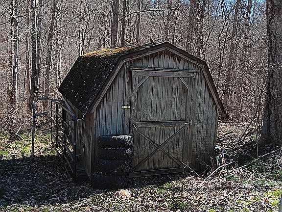 Storage shed