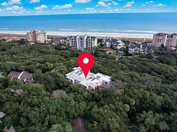 2nd image of 2122 Beach Wood Rd #2122