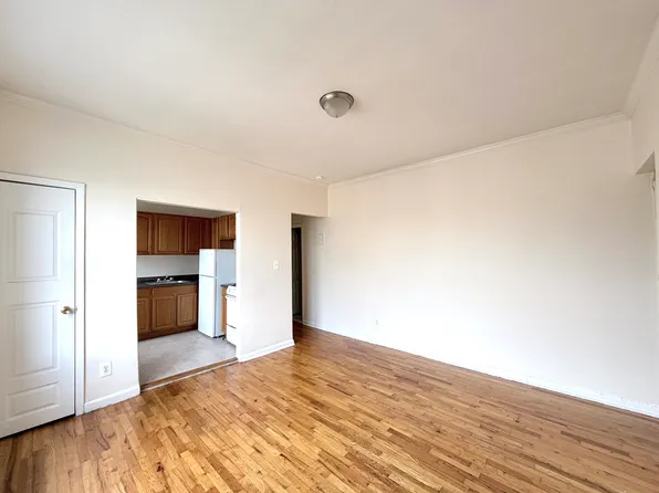 612 West 137th Street image 3 of 7