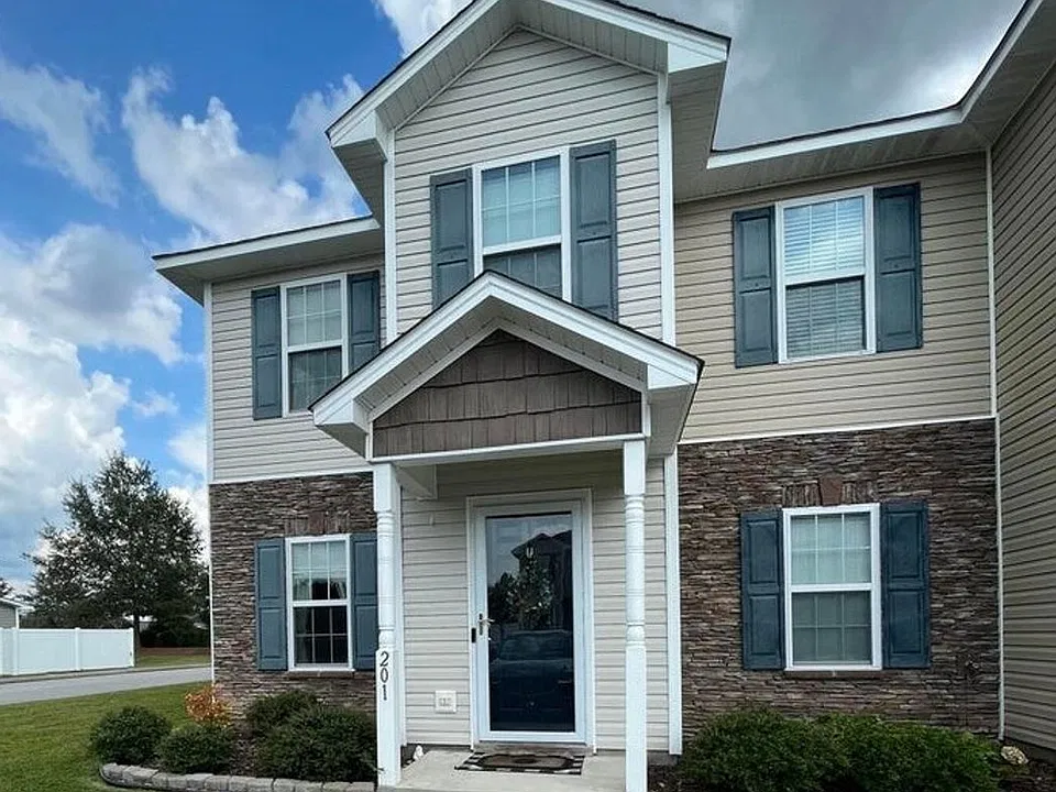 201 Glen Cannon Dr