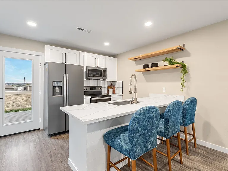 2508 Castle Pines Dr — Photo 6