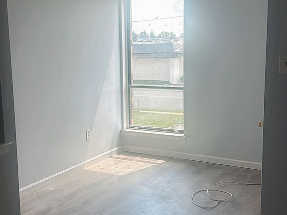 4th image of 3237 Red Lion Rd #2
