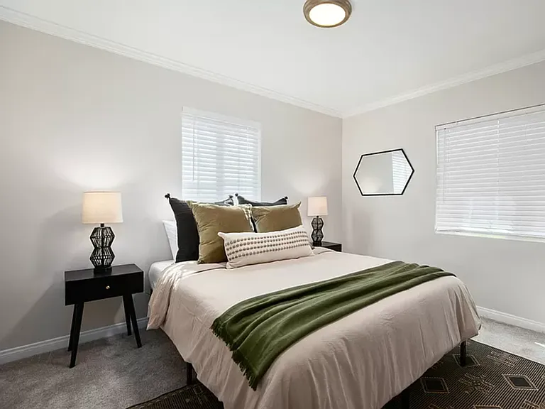 Queen Bed