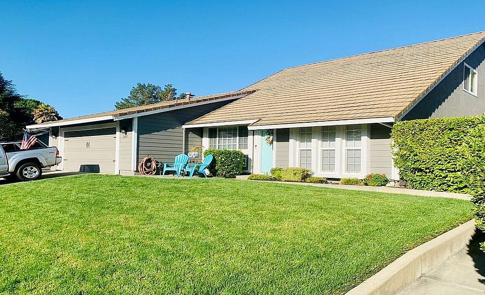 1st image of 2807 Vista Palomar