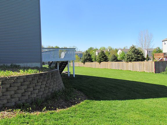 3rd image of 10880 Pine Valley Ct