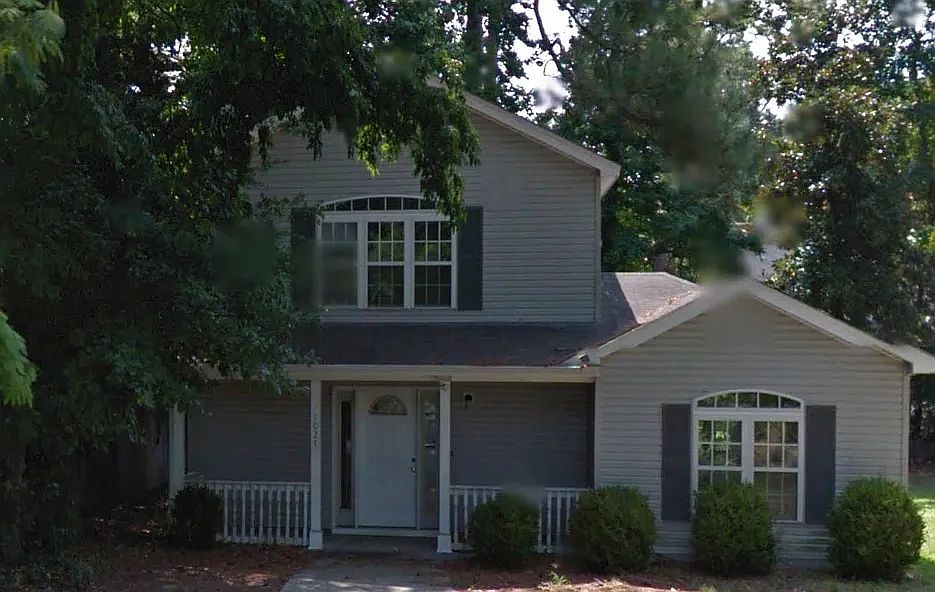 1st image of 1027 Bonham Ave