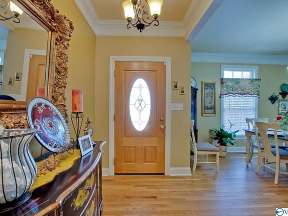 3rd image of 131 Chambray Dr