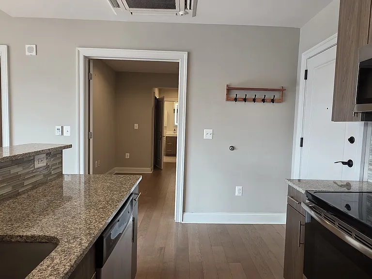 216 Arch St #715 — Photo 6