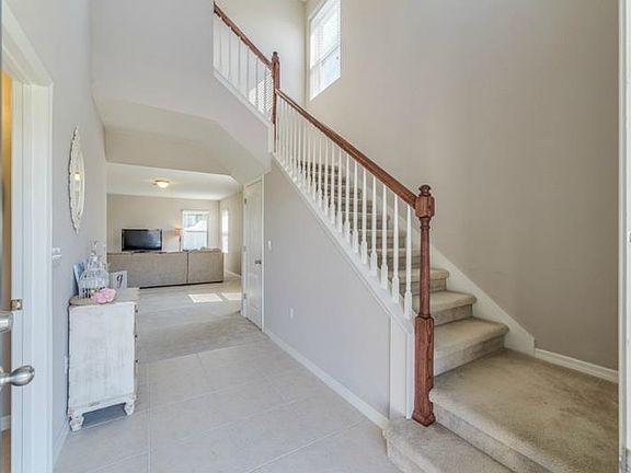 4th image of 6006 Fallglow Ln