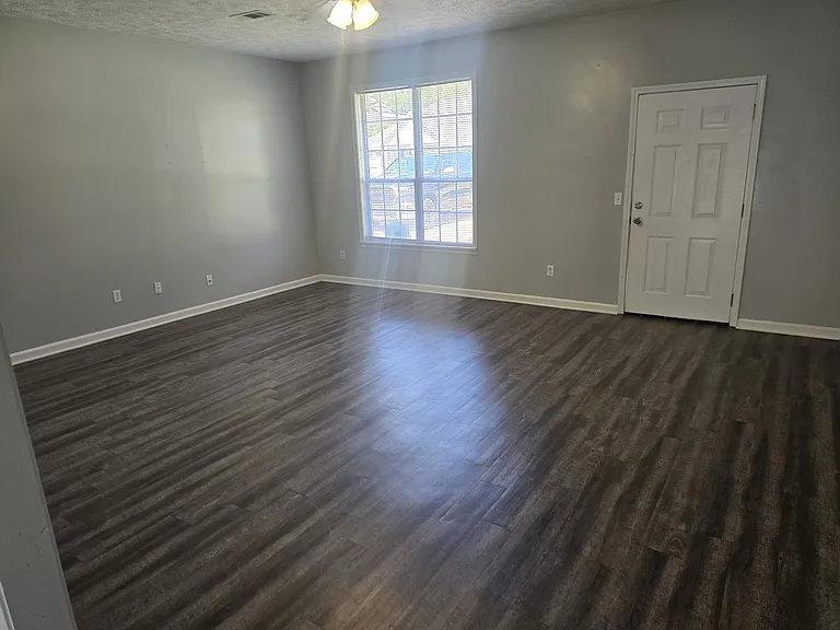 157 Mallard St — Photo 6