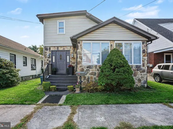 124 S 15th St, Camp Hill, PA 17011