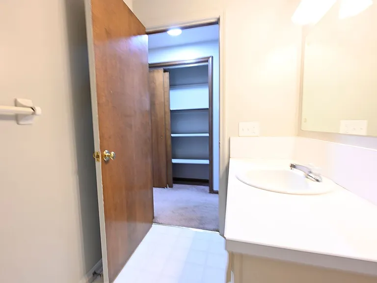 425 W Cook Rd #1 — Photo 14