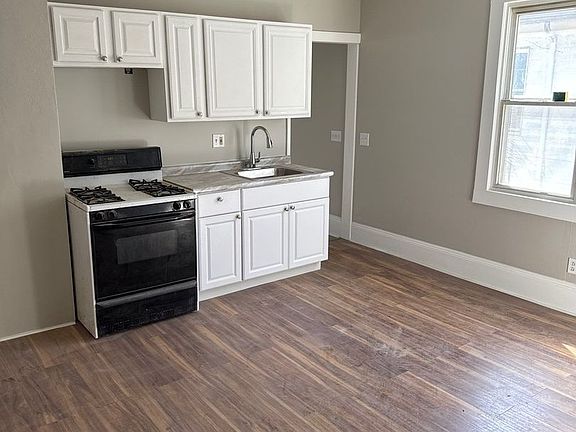 2nd image of 3616 E 59th St #Up