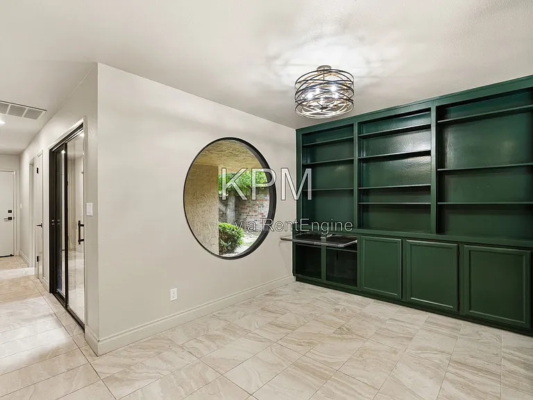3342 Cove Cir — Photo 44