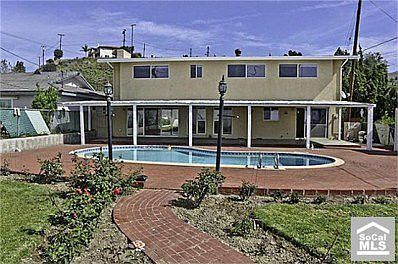 4th image of 6297 Roundhill Dr