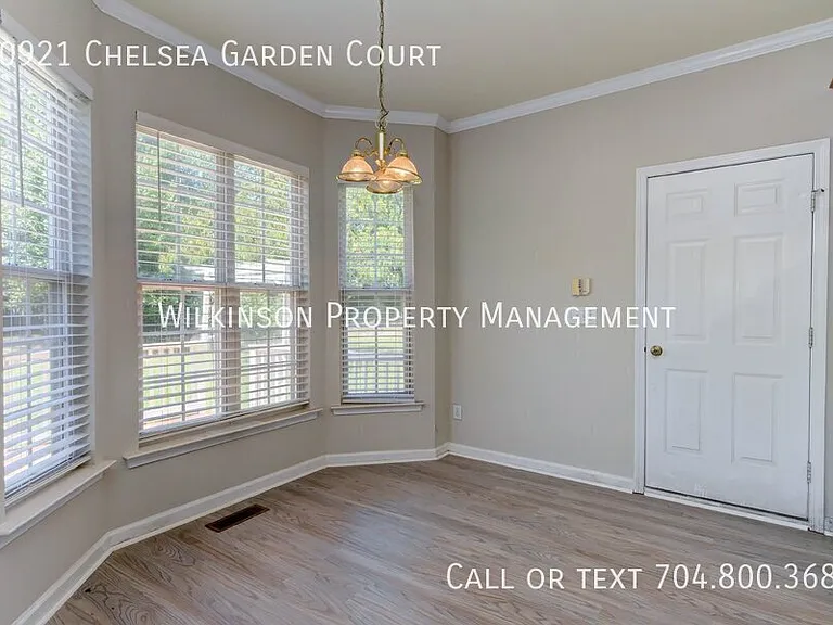 10921 Chelsea Garden Ct — Photo 9
