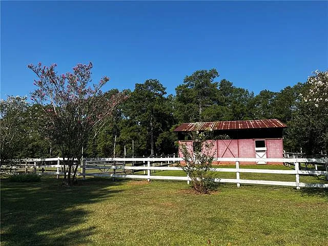 475 Deerfield Rd — Photo 5