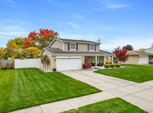 36391 Tulane Dr, Sterling Heights, MI 48312