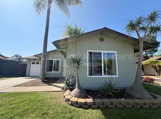 849 Loganberry Ct, San Marcos, CA 92069