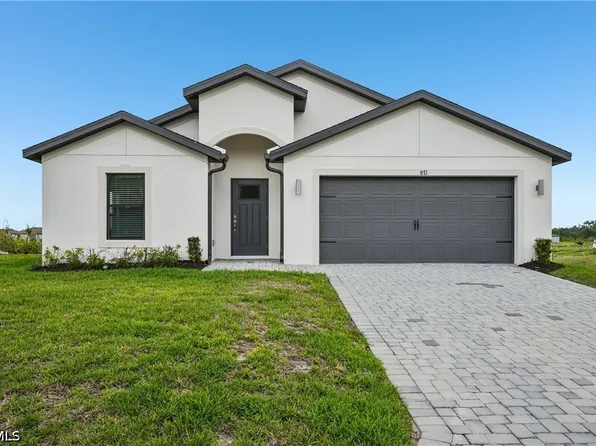 871 Gen D Macarthur Ave, Labelle, FL 33935