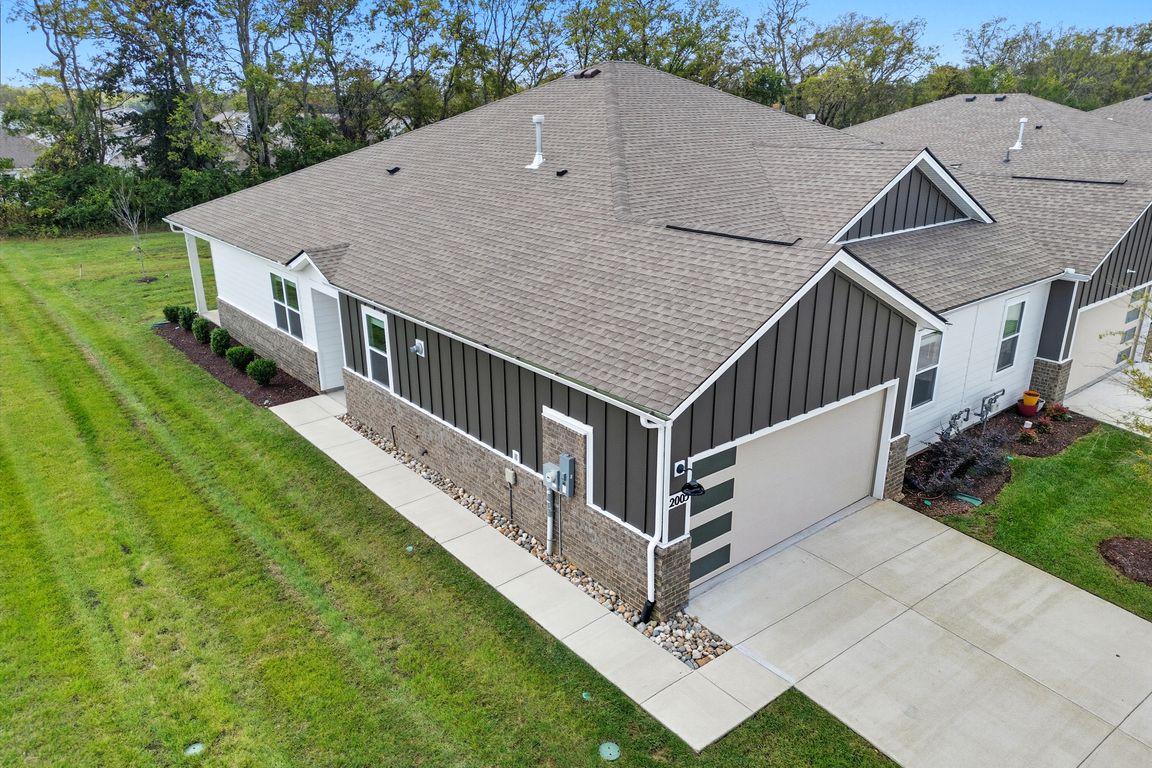 next background image