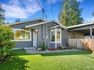 325 S 108th Pl, Seattle, WA 98168