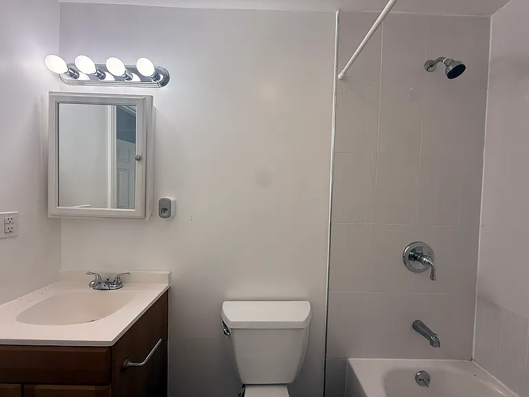 66 Marion Ave #2 — Photo 18