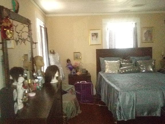 3rd image of 798 Ellis Ave