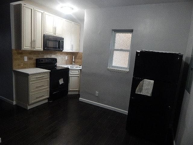 2nd image of 1241 S 13th St APT 2