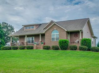 200 Double Tree Ln, Livingston, TN 38570