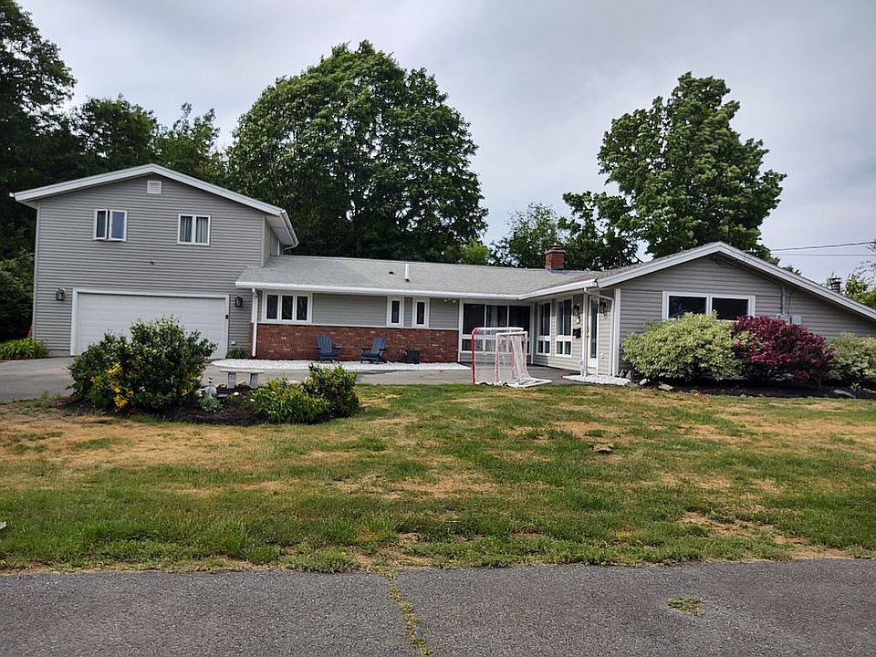 1st image of 13 Butternut Ave