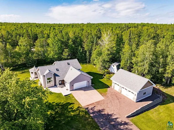835 Larsmont Rd, Two Harbors, MN 55616