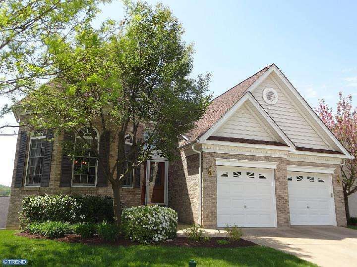 1st image of 12 N Valentine Dr